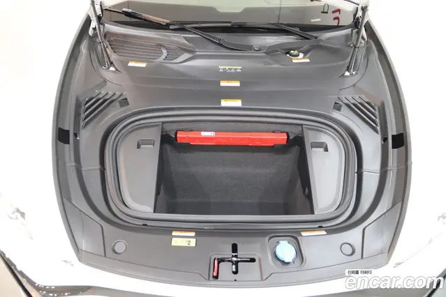 Audi e-tron GT 2025 0.1 автомат (гидро), миниатюра 6