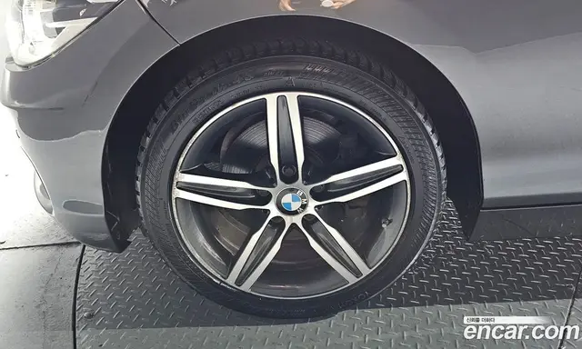 BMW 1 серия 2016 2.0 автомат (гидро), миниатюра 5 BMW 1 серия 2016 2.0 автомат (гидро), миниатюра 5