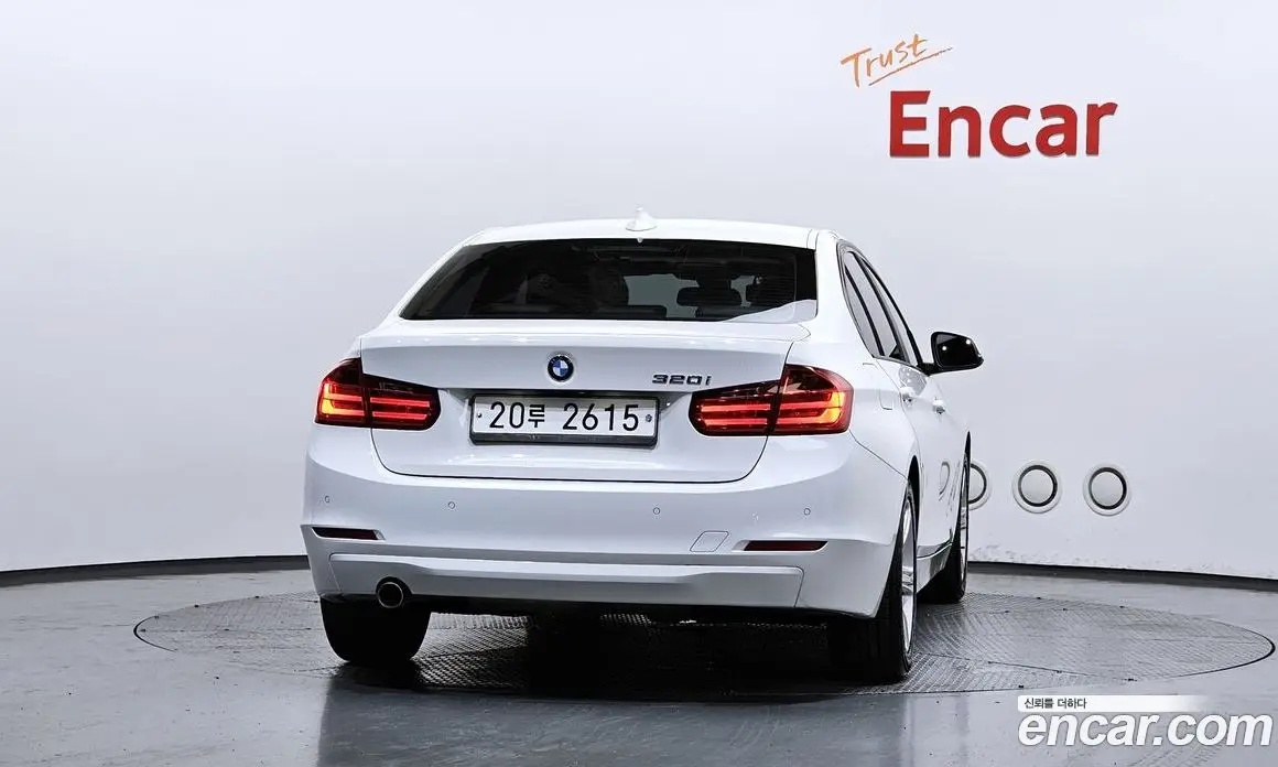 BMW 3 серия 2015 2.0 автомат (гидро), фото 4