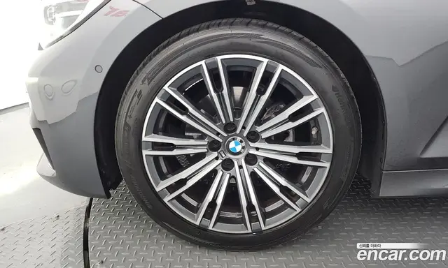 BMW 3 серия 2021 2.0 автомат (гидро), миниатюра 5 BMW 3 серия 2021 2.0 автомат (гидро), миниатюра 5