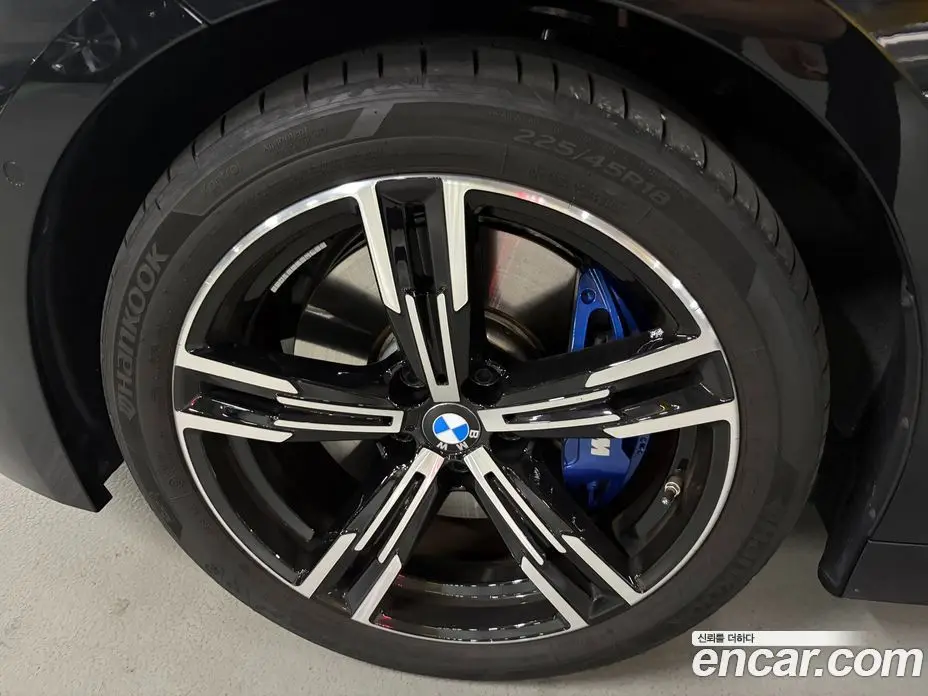 BMW 3 серия 2025 2.0 автомат (гидро), фото 6