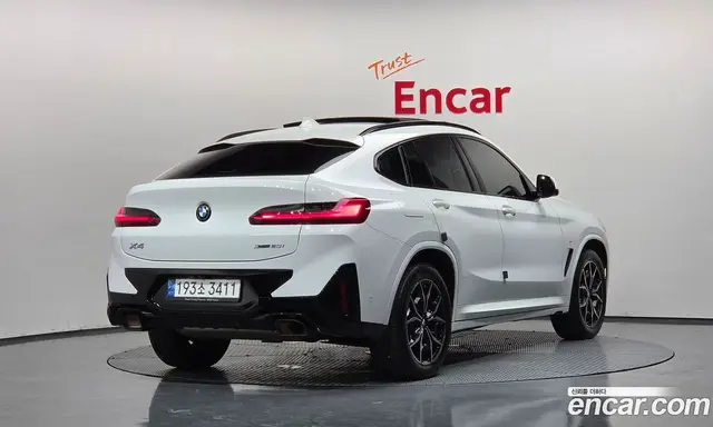BMW X4 2023 2.0 автомат (гидро), миниатюра 2