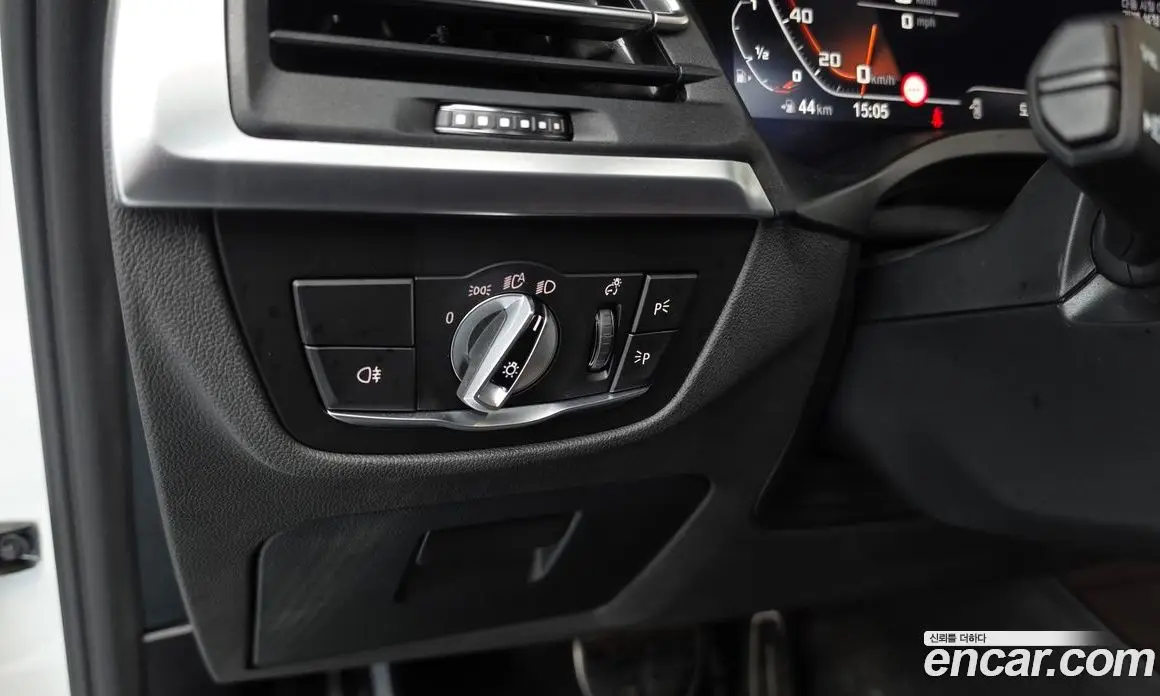 BMW X4 2023 2.0 автомат (гидро), фото 28