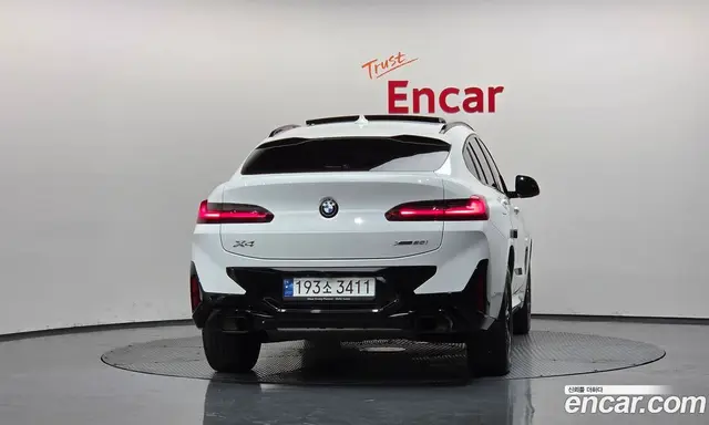 BMW X4 2023 2.0 автомат (гидро), миниатюра 4