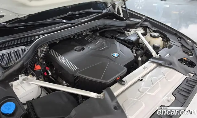 BMW X4 2023 2.0 автомат (гидро), миниатюра 6