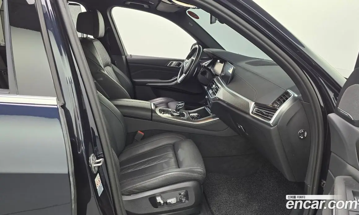 BMW X5 2022 3.0 автомат (гидро), фото 16