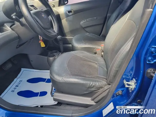 Chevrolet Spark 2011 1.0 автомат (гидро), миниатюра 11