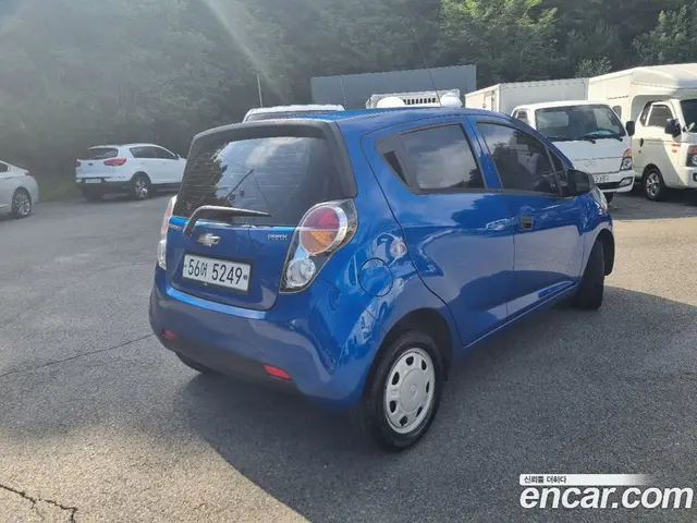 Chevrolet Spark 2011 1.0 автомат (гидро), миниатюра 5