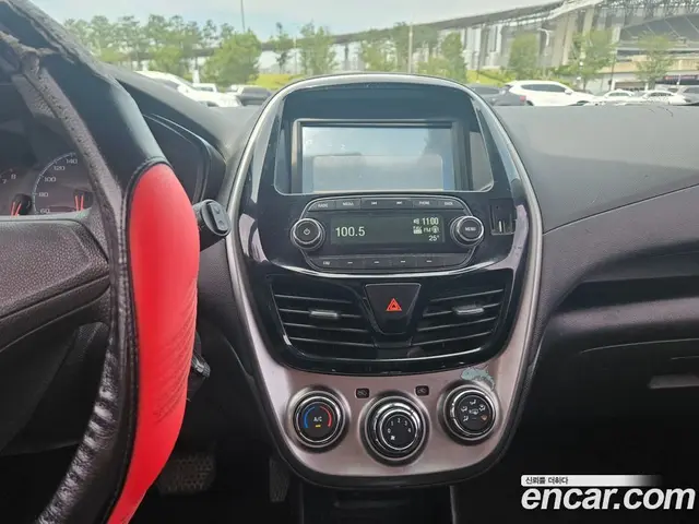 Chevrolet Spark 2017 1.0 автомат (гидро), миниатюра 10