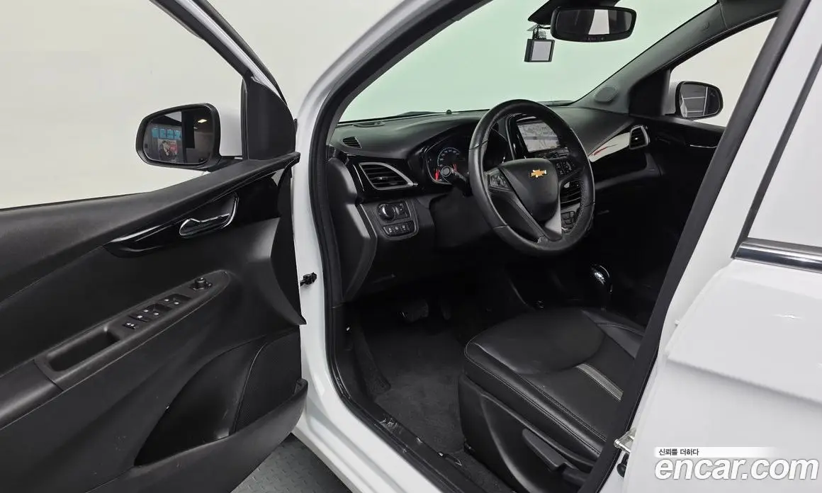 Chevrolet Spark 2020 1.0 автомат (гидро), фото 12