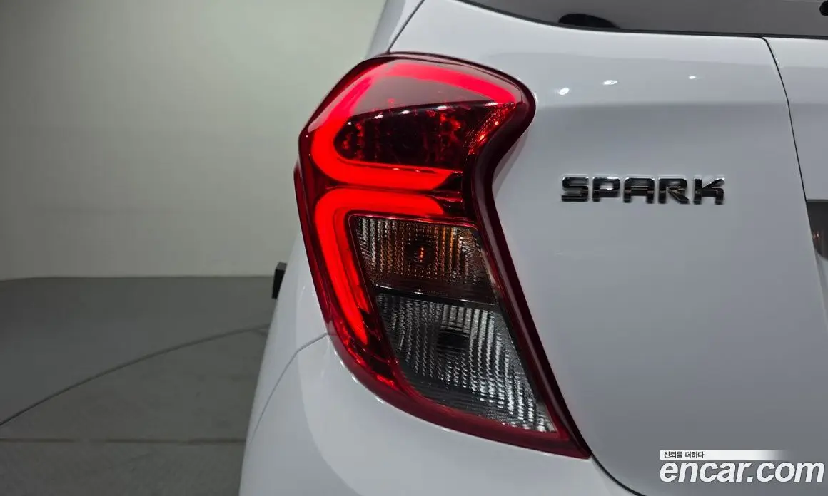 Chevrolet Spark 2020 1.0 автомат (гидро), фото 8