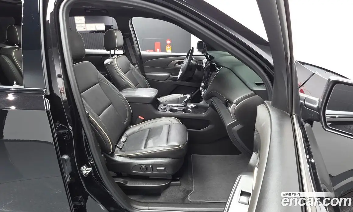 Chevrolet Traverse 2023 3.6 автомат (гидро), фото 16