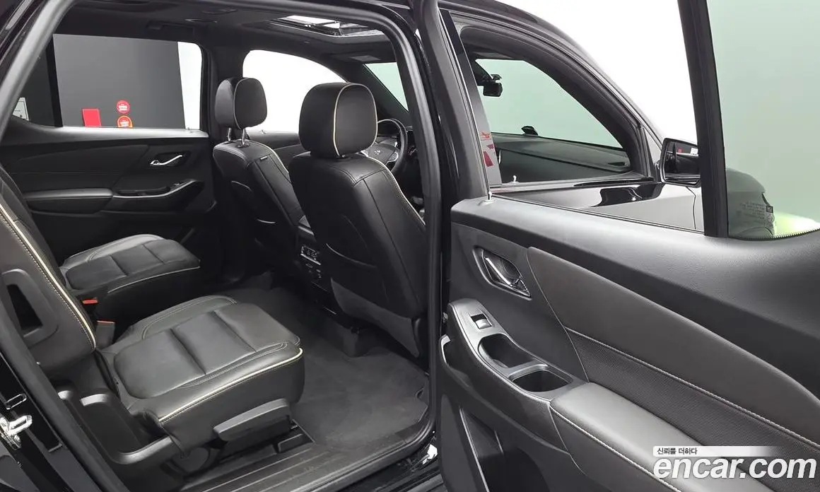Chevrolet Traverse 2023 3.6 автомат (гидро), фото 17