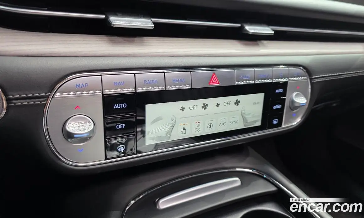 Genesis G90 2023 3.5 автомат (гидро), фото 32