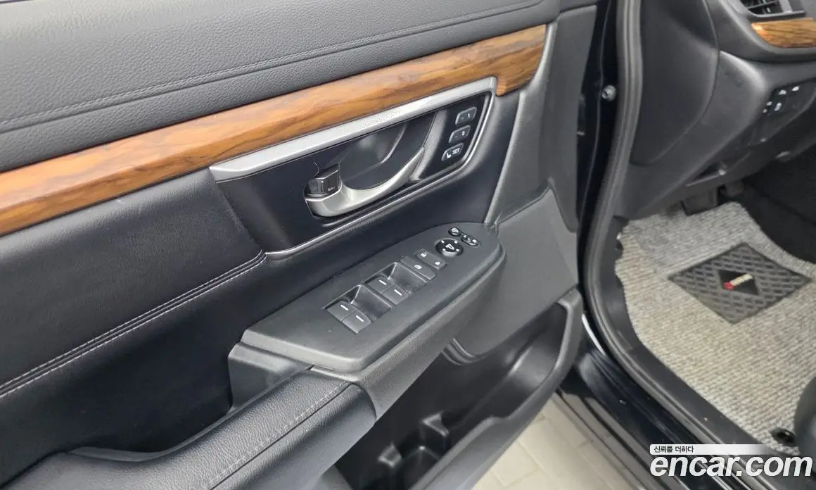 Honda CR-V 2017 1.5 автомат (гидро), фото 33 Honda CR-V 2017 1.5 автомат (гидро), фото 33
