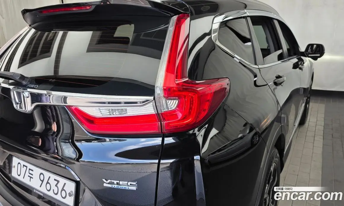 Honda CR-V 2017 1.5 автомат (гидро), фото 9 Honda CR-V 2017 1.5 автомат (гидро), фото 9