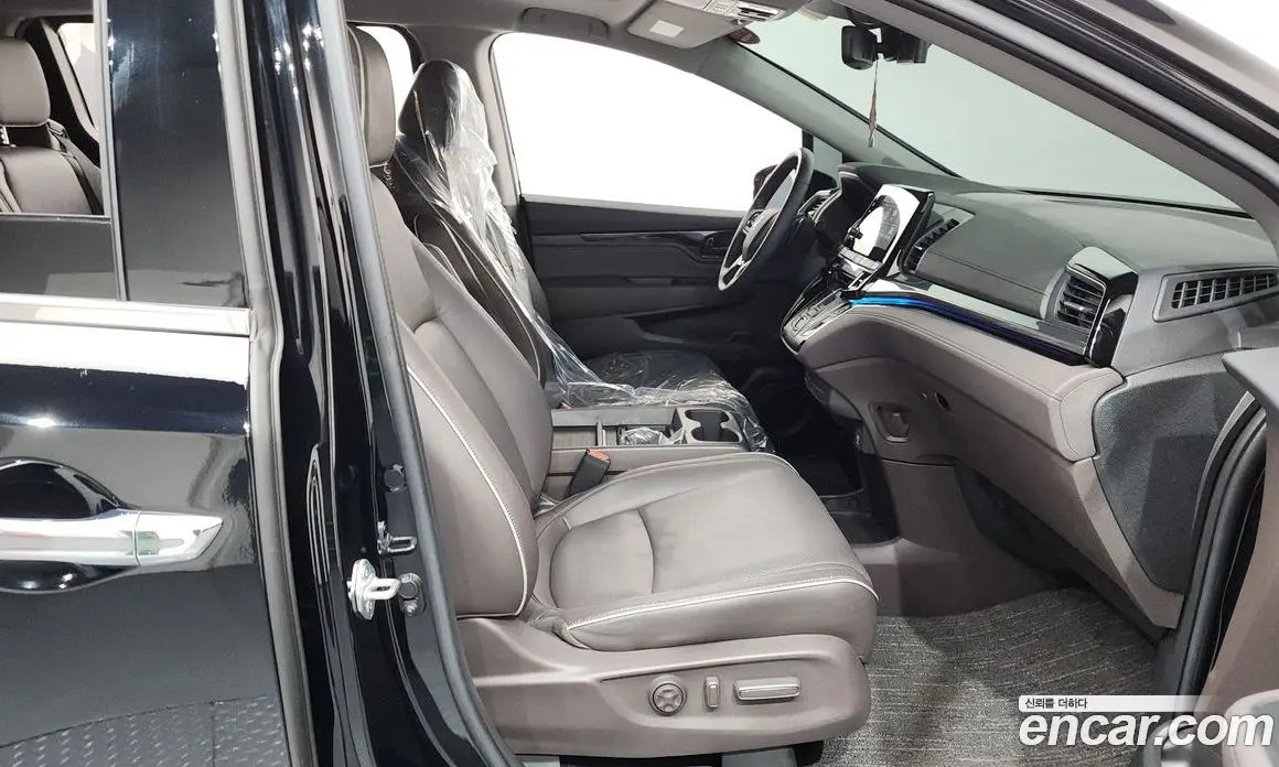 Honda Odyssey 2023 3.5 автомат (гидро), фото 16 Honda Odyssey 2023 3.5 автомат (гидро), фото 16