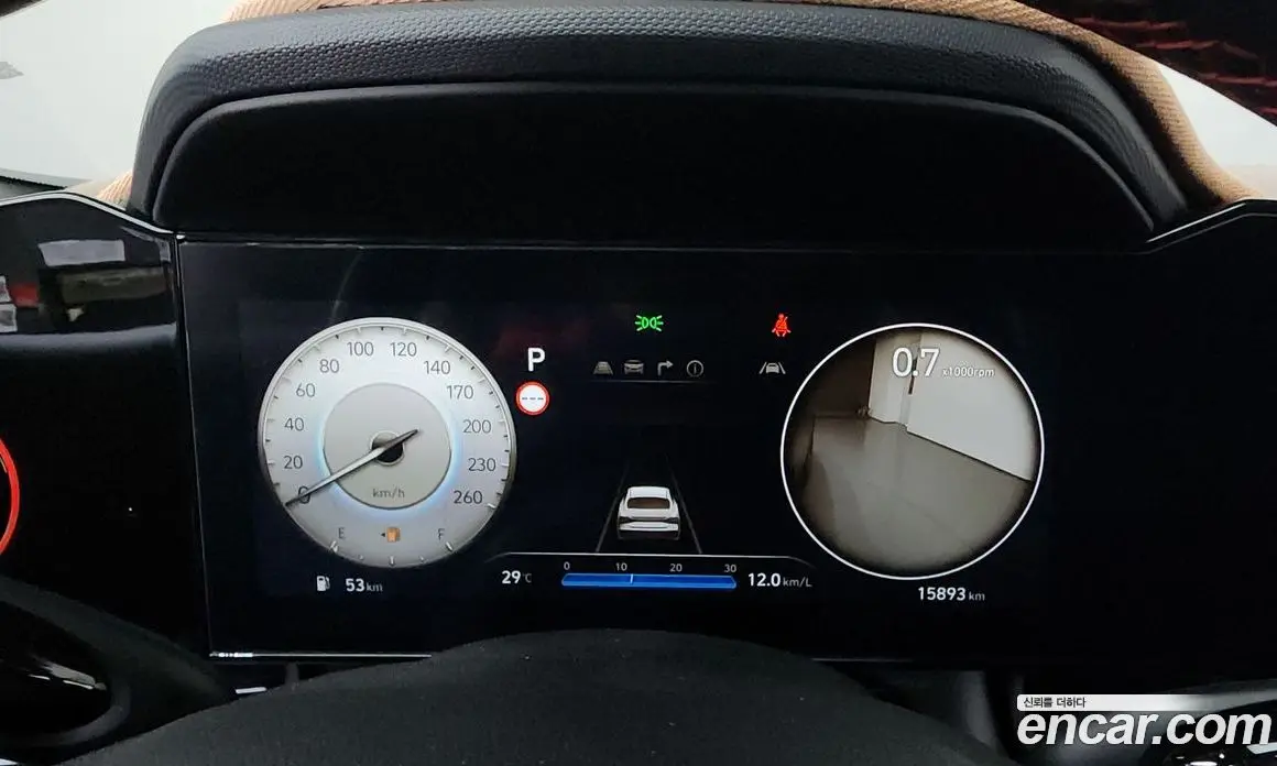 Hyundai Avante 2024 1.6 автомат (гидро), фото 11