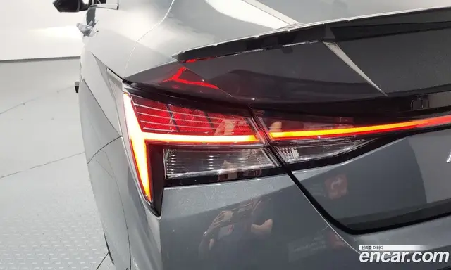 Hyundai Avante 2024 1.6 автомат (гидро), миниатюра 9