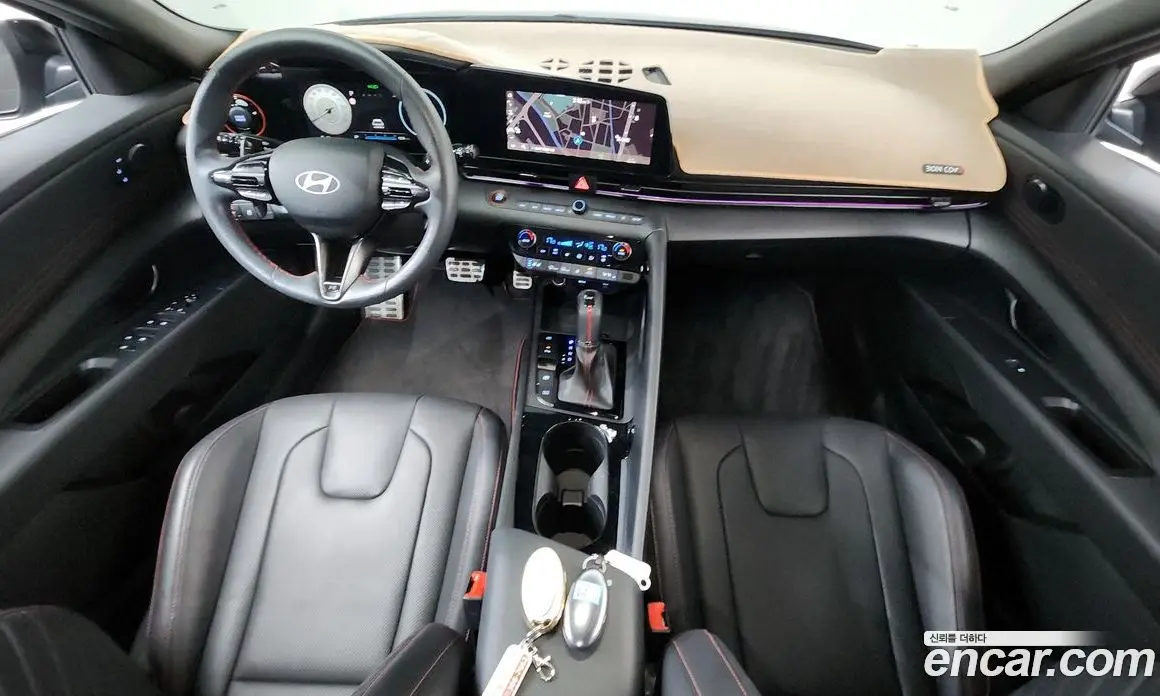 Hyundai Avante 2024 1.6 автомат (гидро), фото 10