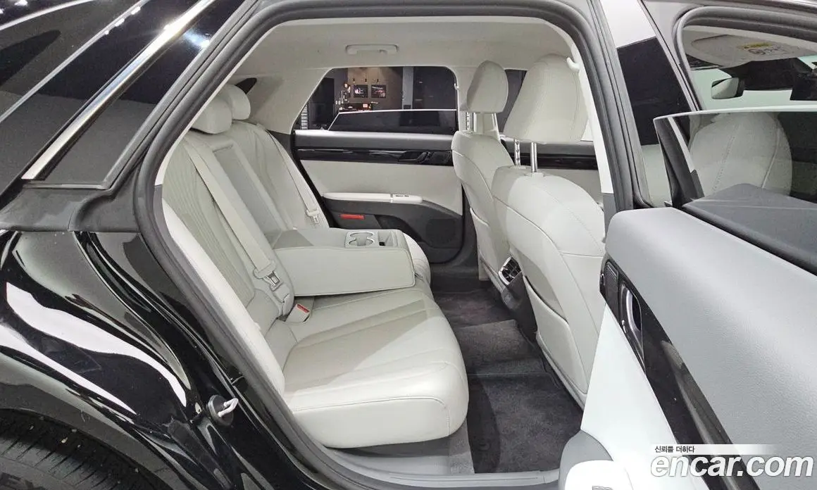 Hyundai Grandeur 2022 2.5 автомат (гидро), фото 16