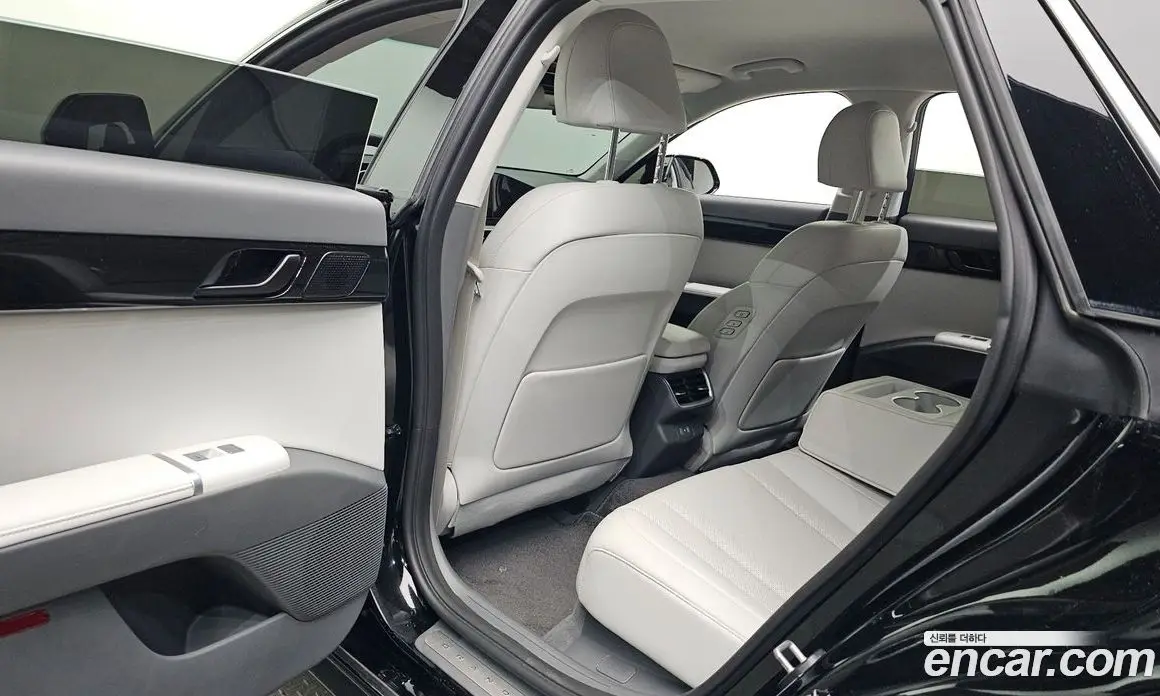 Hyundai Grandeur 2022 2.5 автомат (гидро), фото 17
