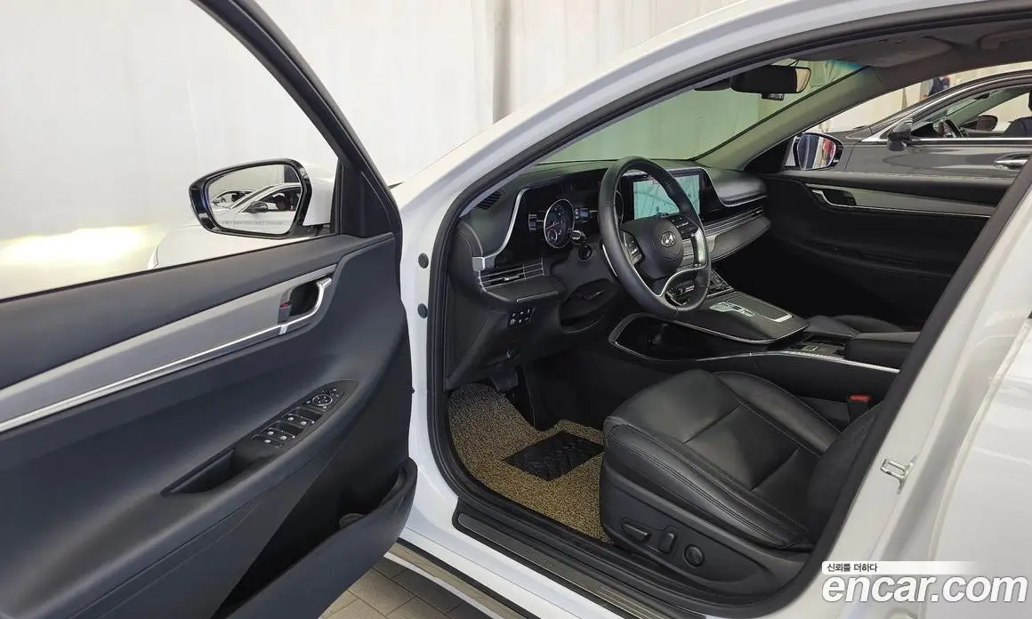 Hyundai Grandeur 2022 3.0 автомат (гидро), фото 13