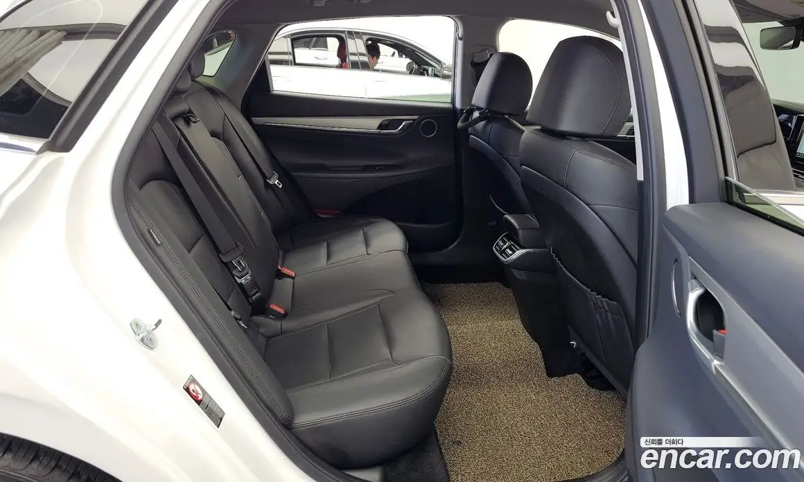 Hyundai Grandeur 2022 3.0 автомат (гидро), фото 18