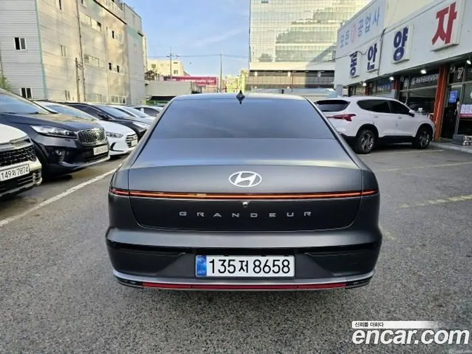 Hyundai Grandeur 2023 1.6 автомат (гидро), фото 3