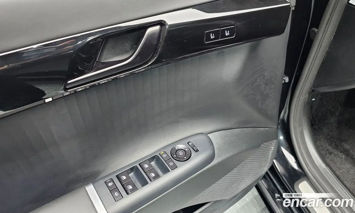 Hyundai Grandeur 2023 2.5 автомат (гидро), фото 27