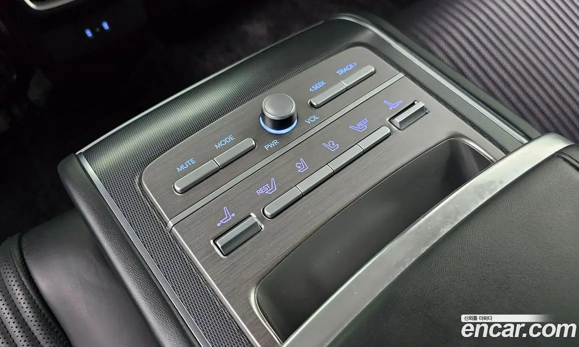 Hyundai Grandeur 2023 2.5 автомат (гидро), фото 31