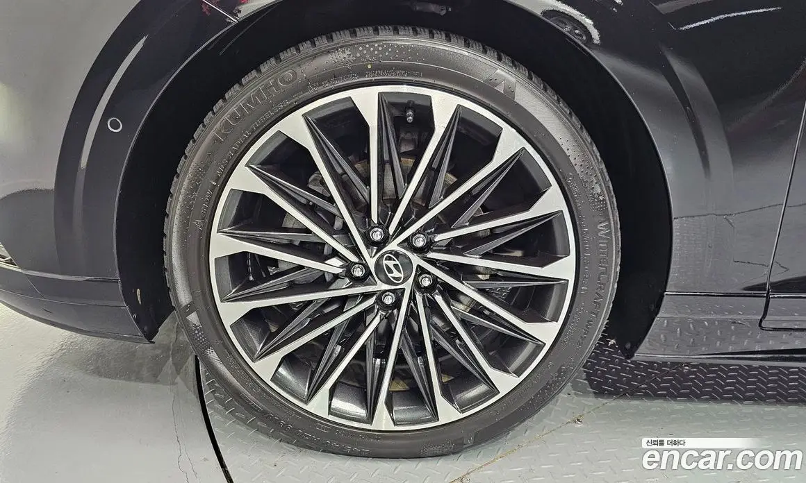 Hyundai Grandeur 2023 2.5 автомат (гидро), фото 5