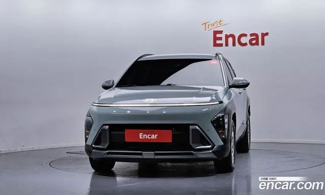 Hyundai Kona 2023 1.6 автомат (гидро), миниатюра 3