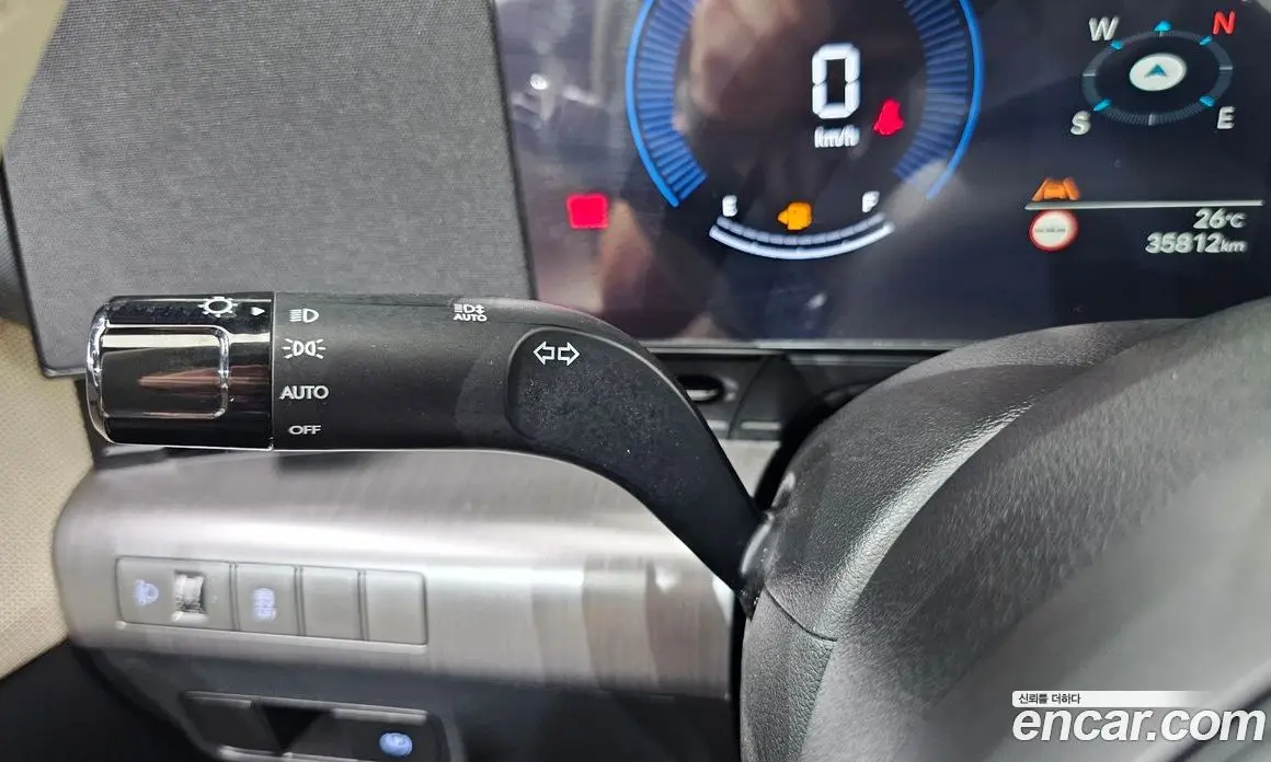 Hyundai Kona 2023 1.6 автомат (гидро), фото 28