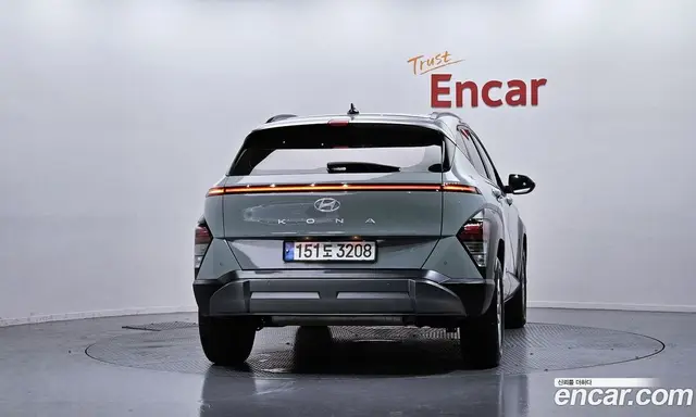 Hyundai Kona 2023 1.6 автомат (гидро), миниатюра 4