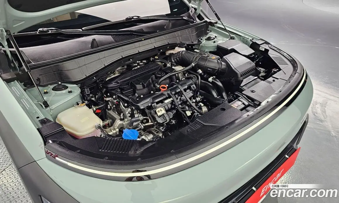 Hyundai Kona 2023 1.6 автомат (гидро), фото 6