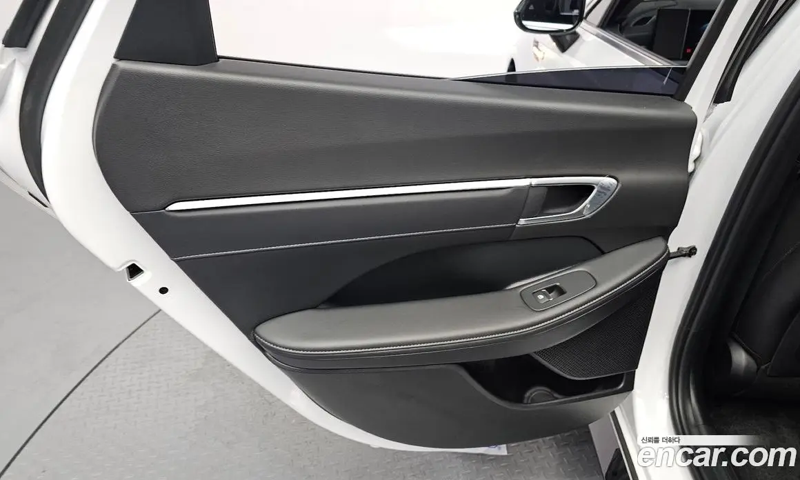 Hyundai Sonata 2025 2.0 автомат (гидро), фото 15