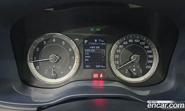 Hyundai Venue 2021 1.6 автомат (гидро), миниатюра 11