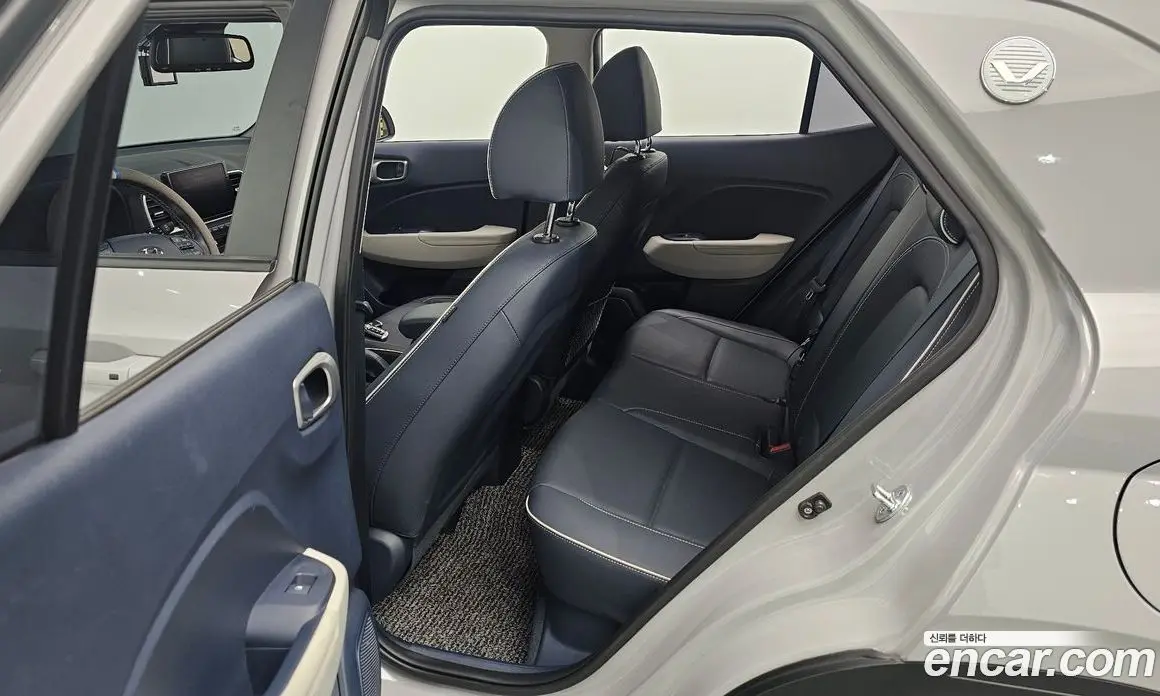 Hyundai Venue 2021 1.6 автомат (гидро), фото 18