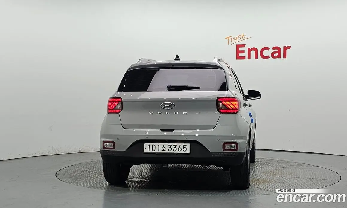 Hyundai Venue 2021 1.6 автомат (гидро), фото 4