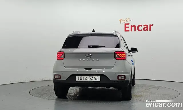 Hyundai Venue 2021 1.6 автомат (гидро), миниатюра 4