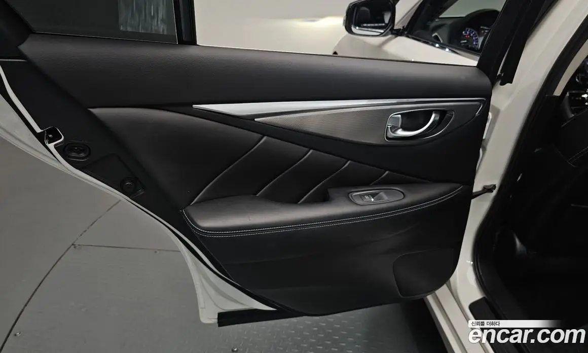 Infiniti Q50 2016 3.5 автомат (гидро), фото 13 Infiniti Q50 2016 3.5 автомат (гидро), фото 13