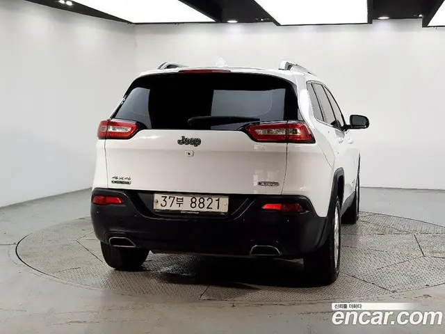 Jeep Cherokee 2014 2.0 автомат (гидро), миниатюра 3 Jeep Cherokee 2014 2.0 автомат (гидро), миниатюра 3