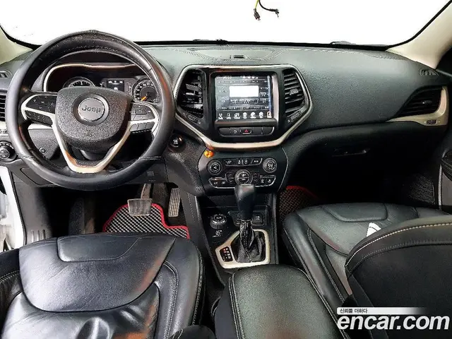 Jeep Cherokee 2014 2.0 автомат (гидро), миниатюра 5 Jeep Cherokee 2014 2.0 автомат (гидро), миниатюра 5