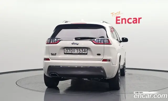 Jeep Cherokee 2019 2.2 автомат (гидро), миниатюра 3