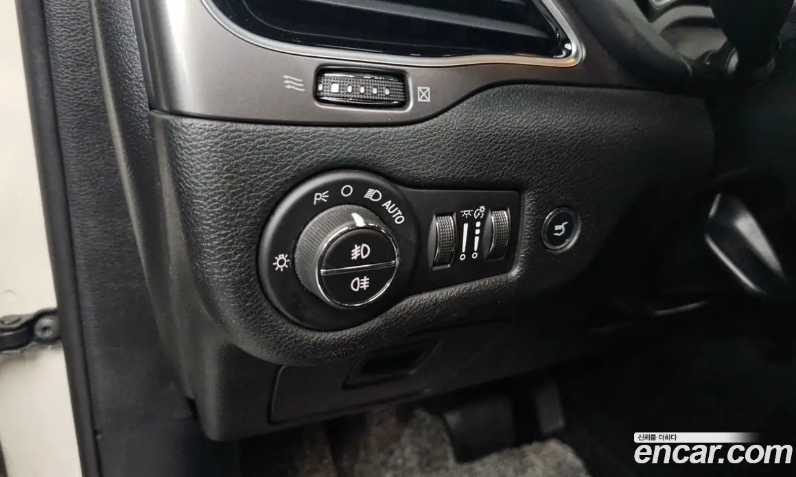 Jeep Cherokee 2019 2.2 автомат (гидро), фото 26