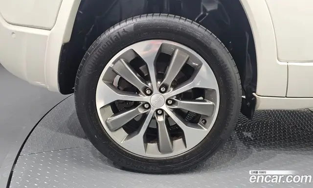 Jeep Cherokee 2019 2.2 автомат (гидро), миниатюра 4