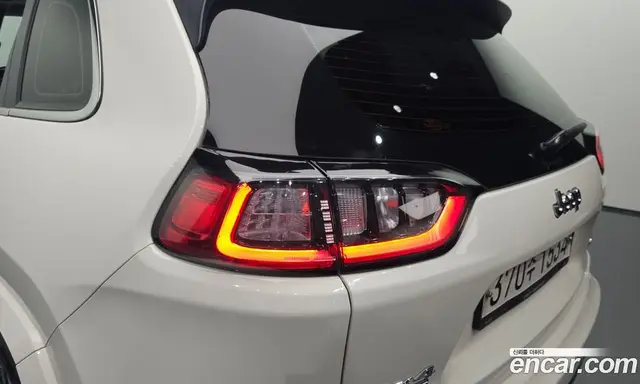 Jeep Cherokee 2019 2.2 автомат (гидро), миниатюра 8