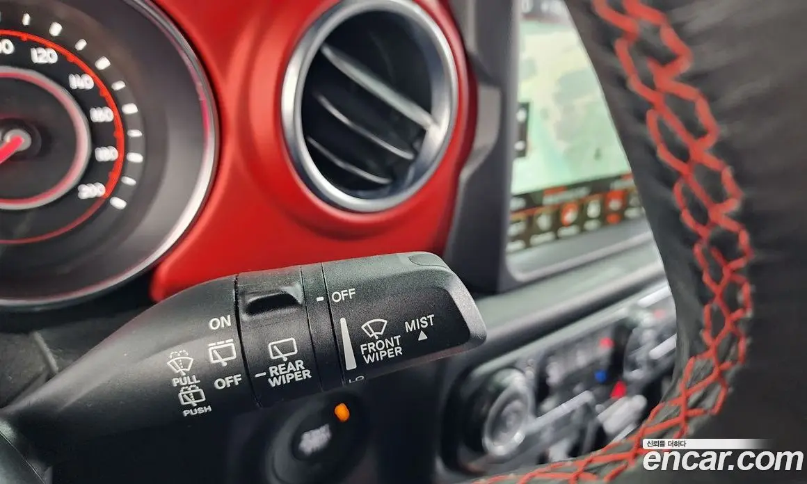 Jeep Wrangler 2019 2.0 автомат (гидро), фото 20