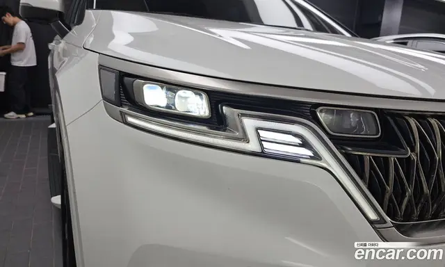 Kia Carnival 2022 2.2 автомат (гидро), миниатюра 7
